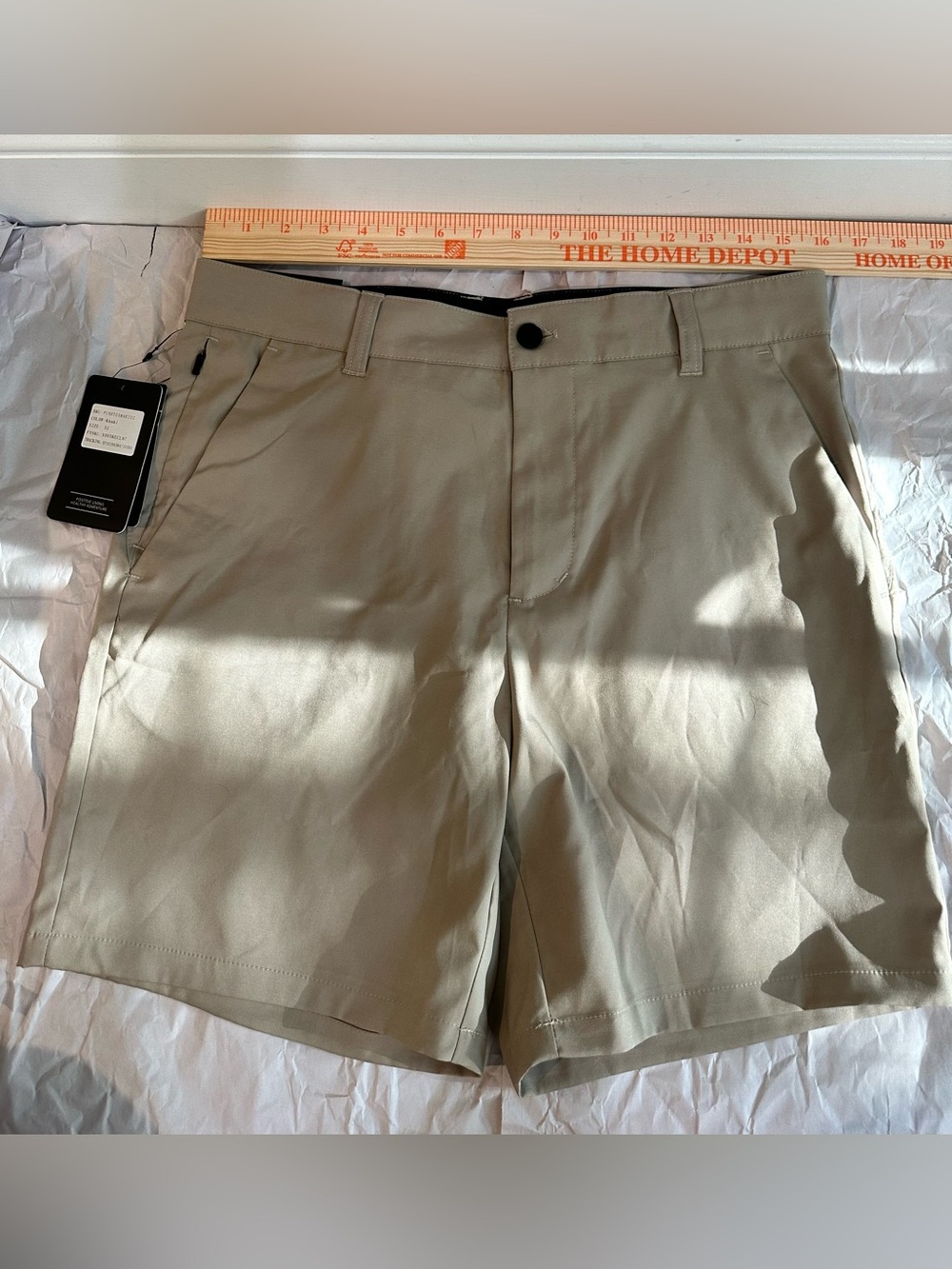 Puli Men's Light Khaki Flat-Front Shorts